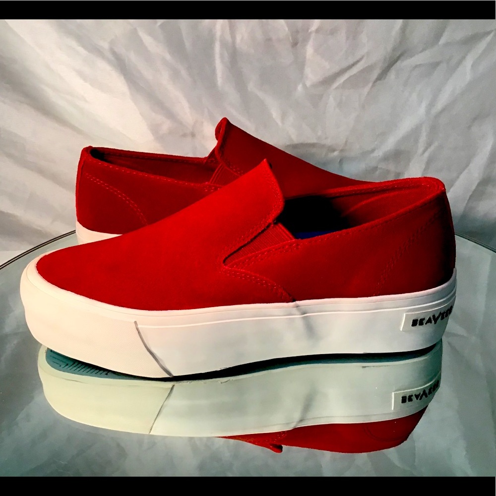 SeaVee Baja slip on
